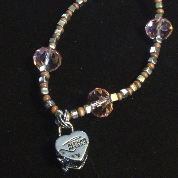 Prayer box bracelet - Picture 3 of 3